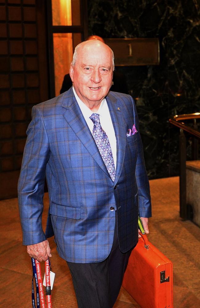 Alan Jones 2gb Radio Star Signs New 8m Contract For Next 2 Years Daily Telegraph