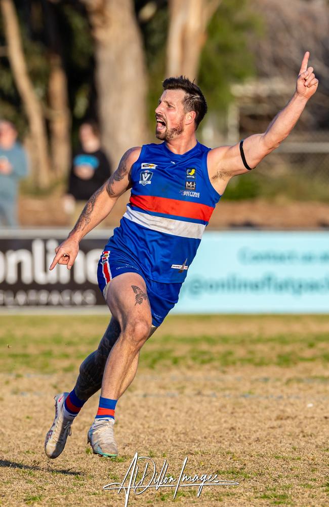 Adrian Speedy kicks a goal for Mornington at Alexandra Park. Picture: Alan Dillon