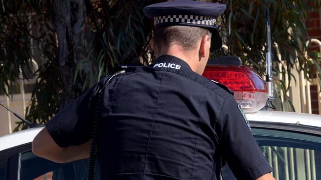 Police and emergency services were called to the intersection of Angle Vale Rd and Stebonheath Rd, Kudla to reports of a crash between a Ford SUV and a Hyundai sedan.