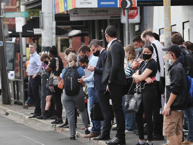 MELBOURNE, AUSTRALIA - NewsWire Photos FEBRUARY 22, 2021: Passengers wait for buses in front of Elsternwick train station with an incident on the train line. Picture: NCA NewsWire / David Crosling