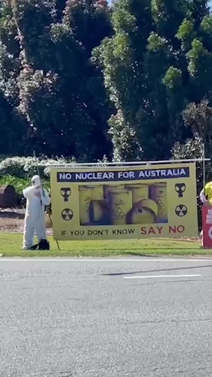 Nuclear protesters take to Dutton's seat