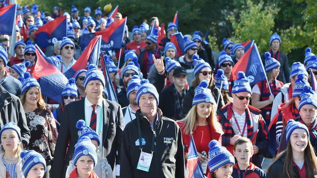 Neale Daniher walks to the MCG for the Big Freeze with an army of supporters. Picture: Jason Edwards