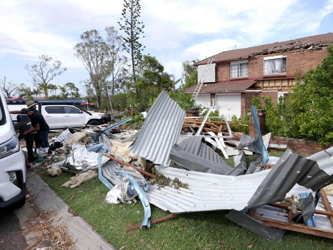 A house on Leura Place, storm damaged homes with more bad weather in the days ahead, Helensvale, on Friday 29th December 2023 - Photo Steve Pohlner