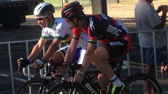 Cadel Evans and Caleb Ewan chat before the People's Choice Criterium. Picture: Tina McCarthy