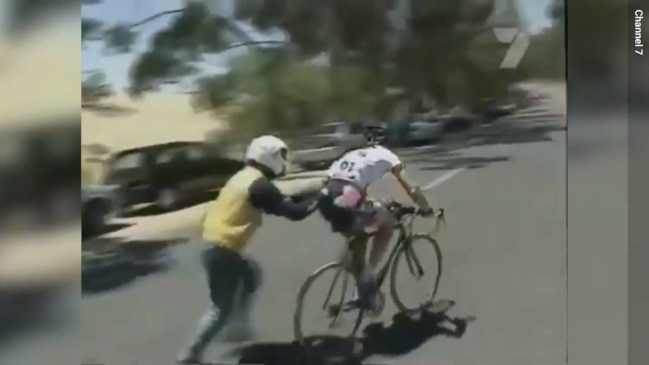 Michael Rogers takes spectator's bike (7 News)