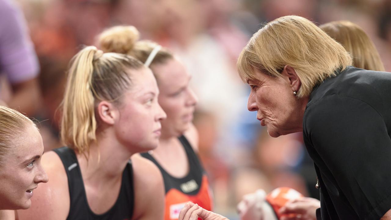 Julie Fitzgerald, coach of the Giants speaks to Sophie Dwyer at the change. Picture: Brett Hemmings