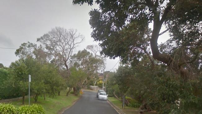 A boy was hit by a car in Woodland Ave, Mt Eliza. Source: Google Maps