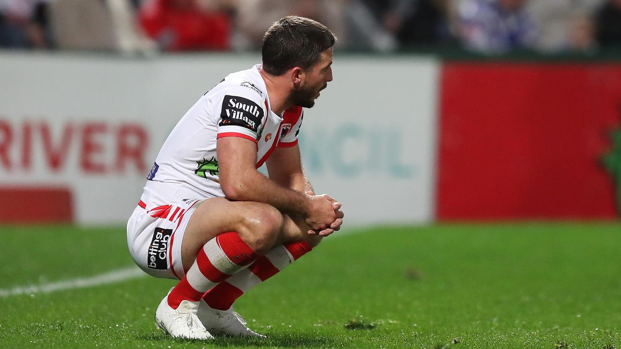 Ben Hunt looked disinterested against the Bulldogs.