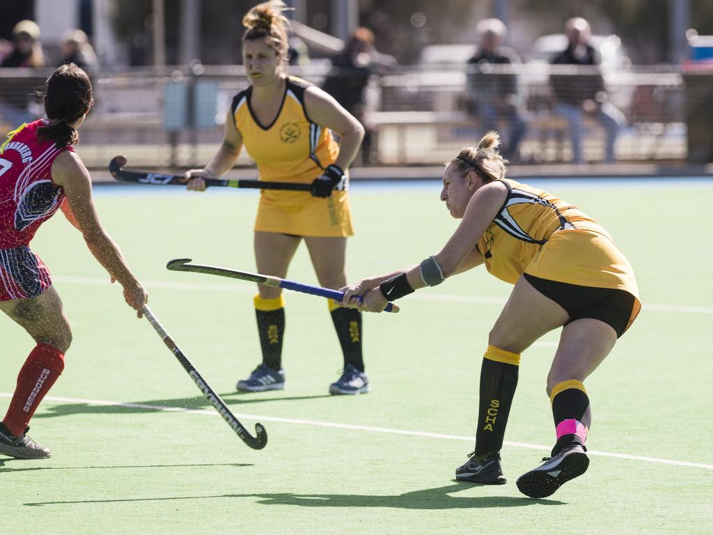 Nanette Latta shoots for Sunshine Coast 1 against Bundaberg 1.