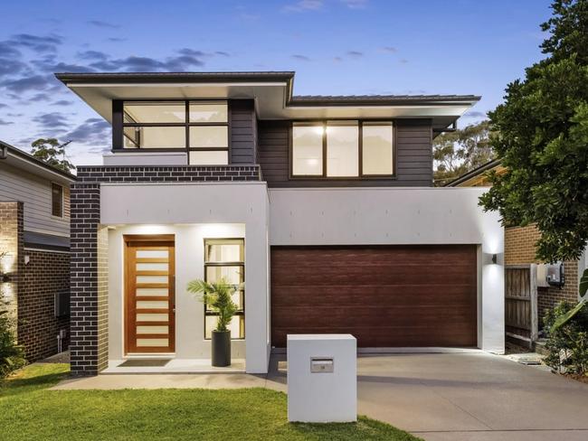 NRL star Tom Trbojevic has sold his Warriewood investment for $2,556,000. Picture: realestate.com.au