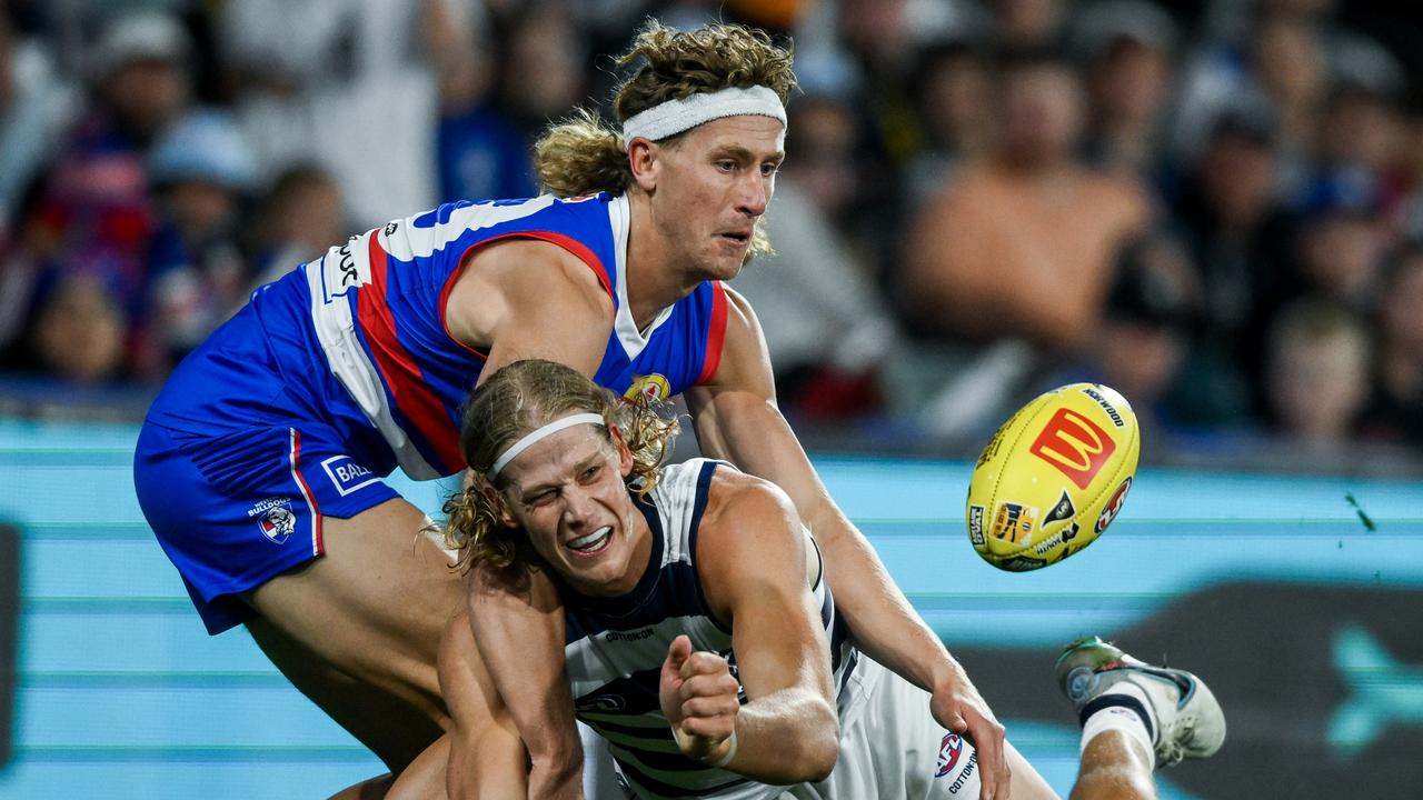 AFL 2024: Aaron Naughton problems at Western Bulldogs, form slump ...