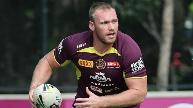 Matt Lodge has been cleared to play for the Broncos.