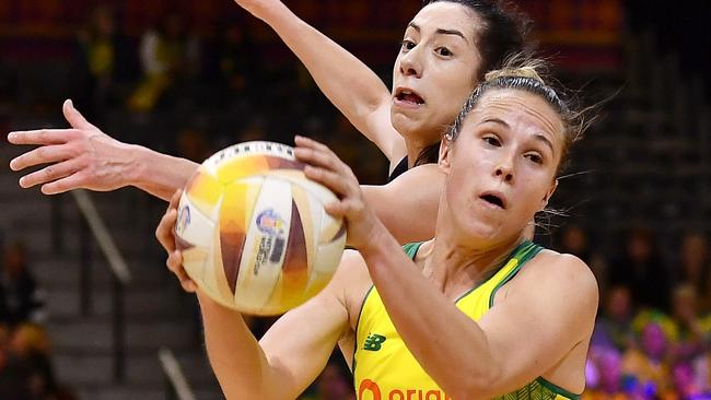 Hadley says Australia just need to pick themselves up from the loss and keep moving. Picture: Ashley Vlotman via Getty Images