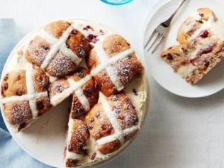 Sweet and delicious, this hot cross bun cheesecake will upgrade your Easter