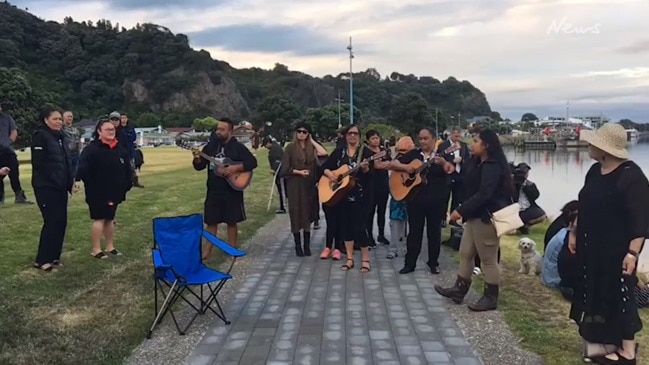 Family of NZ tour guides sing for their return from volcano