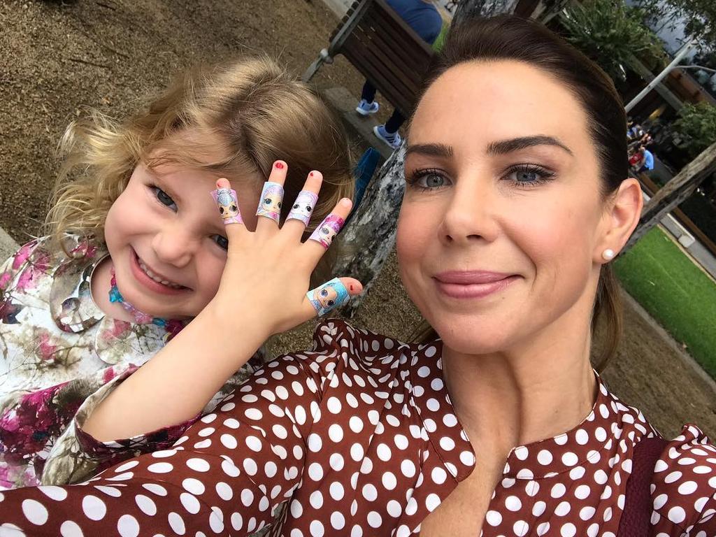 Kate Ritchie has revealed her cake-baking skills after making daughter Mae a cake to mark her fifth birthday. Picture: Instagram / Kate Ritchie