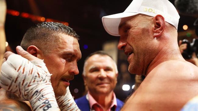 Tyson Fury embraced Oleksandr Usyk after the fight. Photo by Richard Pelham/Getty Images.