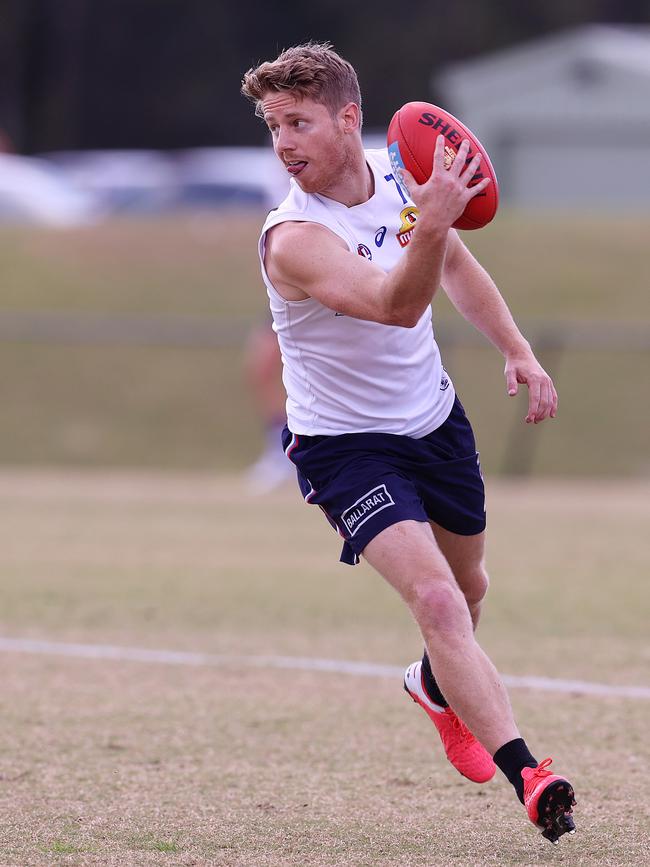 Western Bulldogs midfielder Lachie Hunter looks set to become one of the top KFC SuperCoach forward options of 2022. (Picture: Michael Klein)