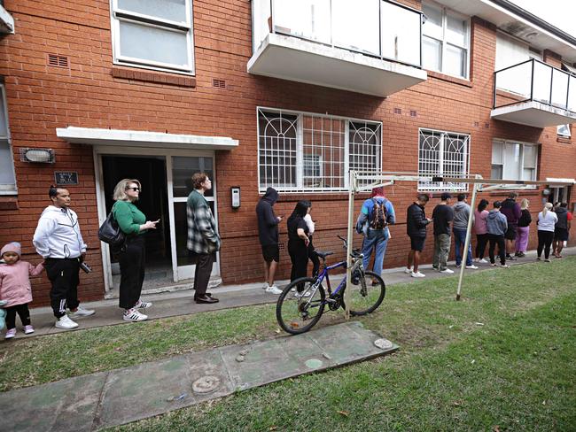 WEEKEND TELEGRAPH JULY 15, 2023. A line of hope full renters to see a apartment on Frederick St, Ashfield.  Picture: Adam Yip