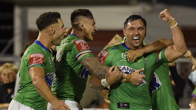 MACKAY, AUSTRALIA - AUGUST 27:  Jordan Rapana of the Raiders celebrates after scoring the game winning try during the round 24 NRL match between the New Zealand Warriors and the Canberra Raiders at BB Print Stadium, on August 27, 2021, in Mackay, Australia. (Photo by Ian Hitchcock/Getty Images)