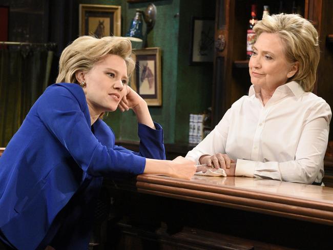 Kate McKinnon as Hillary Clinton and Hillary Clinton as Val on SNL.  Picture:  Getty