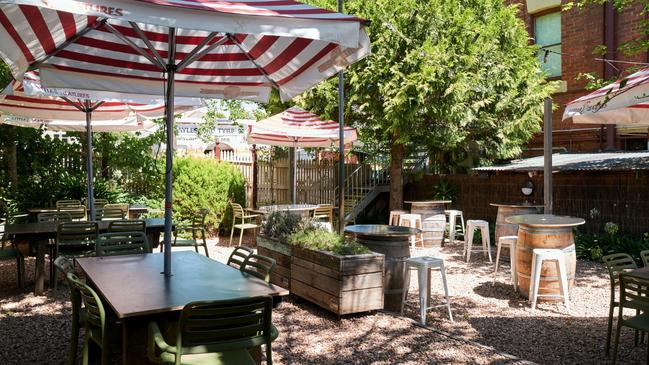 The courtyard of the pretty Daylesford Hotel.