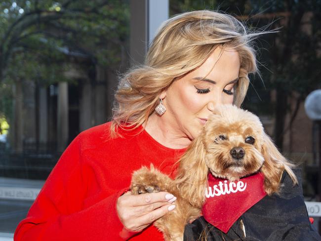 Gina Edwards and her cavoodle Oscar. Picture: NCA NewsWire / Monique Harmer