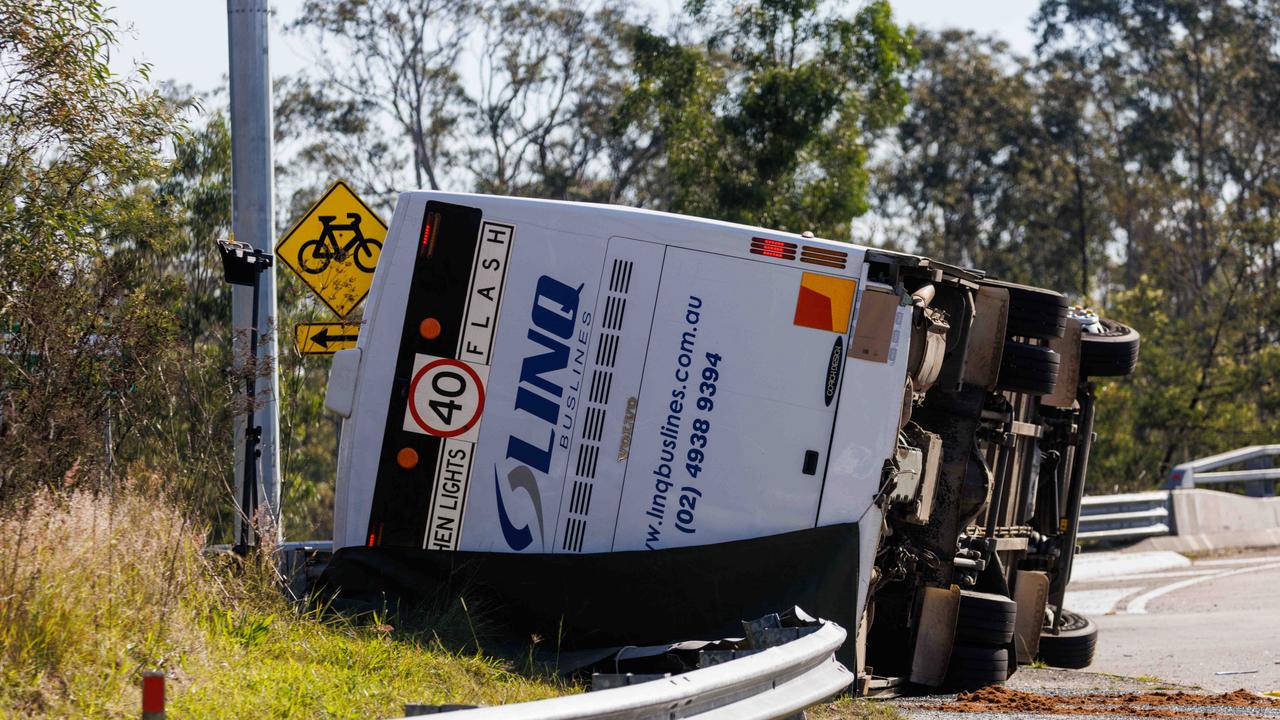 A horror bus crash in the Hunter Valley over night has claimed 10 lives with many more in hospital. Picture: NCA NewsWire / David Swift