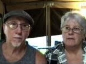 John and Heather Piper who have been stuck at the New South Wales border since the beginning of August waiting to drive home in Ballina. Pics via ABC News