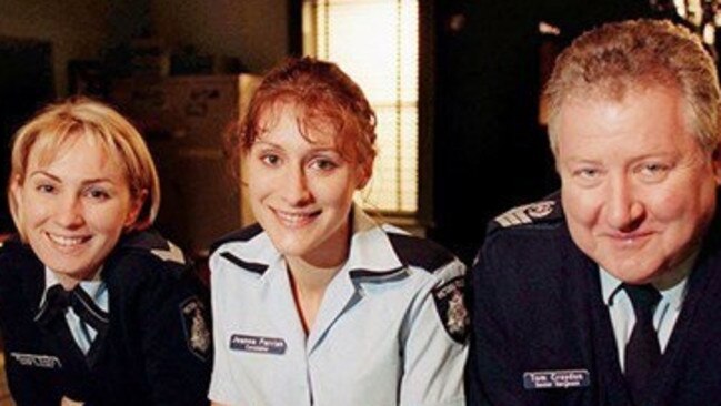 Win Blue Heelers DVD box set.