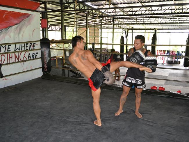 Muay Thai fighters train addicts at the gym to get rid of their addiction.