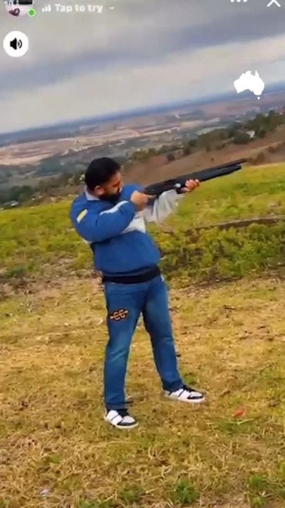 Group of men fire shotguns in Melbourne outskirts