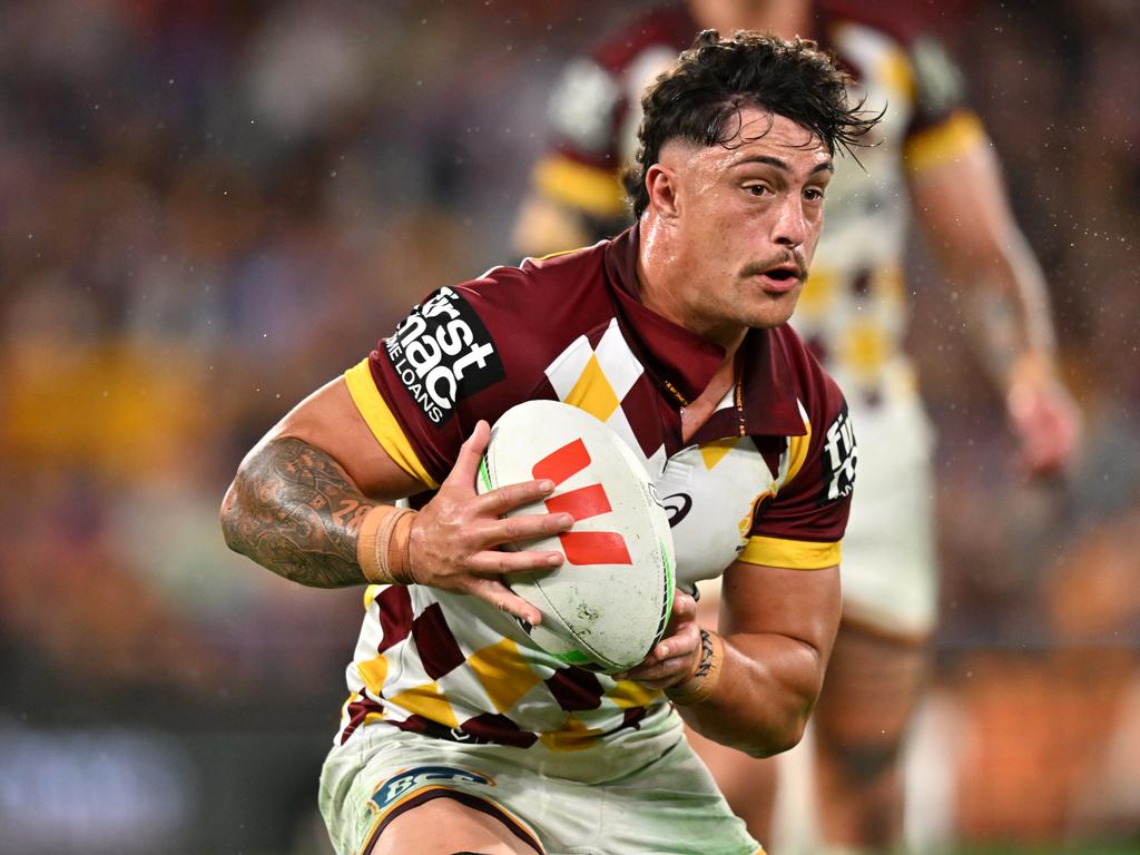 NRL 2024: Brisbane Broncos open talks with Selwyn Cobbo, make tough ...