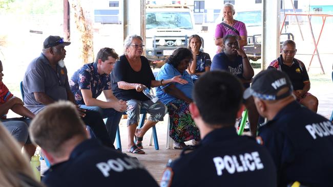 Residents of Nitjpurru, formerly known as Pigeon Hole, have met with stakeholders ahead of the 2024/25 wet season, calling on Northern Territory authorities to issue weather warnings earlier.