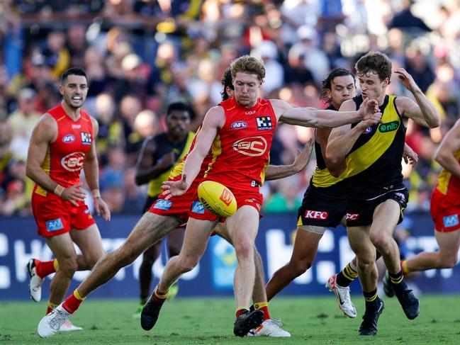 Matt Rowell was incredible in the middle for the Suns. Picture: Getty Images