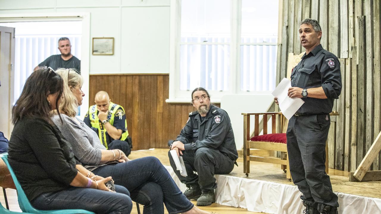 Broadmarsh community fire meeting. Picture: EDDIE SAFARIK