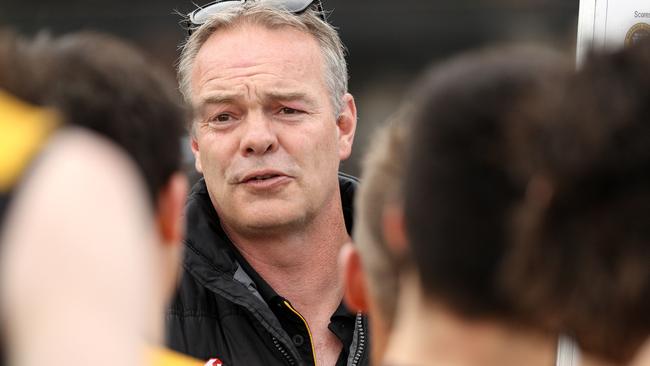 Werribee Districts coach Chris Gilham calls the shots. Picture: Local Legends Photography