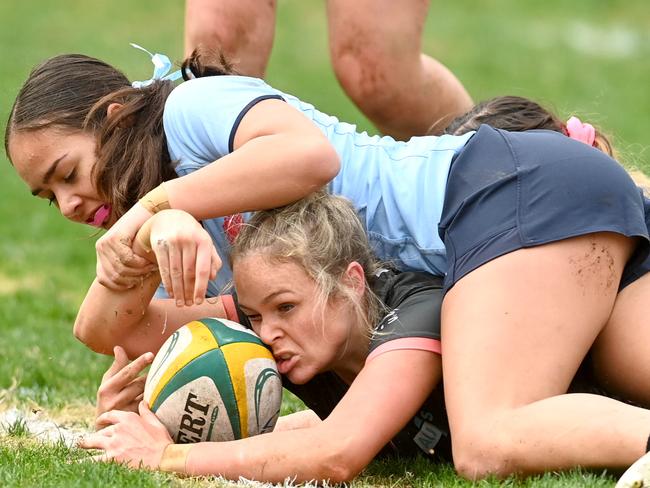 Australian Schools Rugby Championships.NSW Blue U16 v NSW GREY U16NSW GREY player Tess Elmslie scores. Photo Jeremy Piper