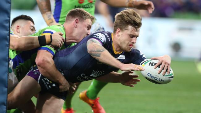 Cameron Munster crossed for a stunning solo try. (AAP Image/David Crosling)