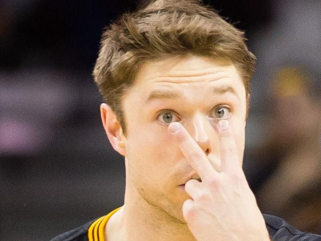 CLEVELAND, OH - DECEMBER 8: Matthew Dellavedova #8 of the Cleveland Cavaliers drives down court during the first half against the Portland Trail Blazers at Quicken Loans Arena on December 8, 2015 in Cleveland, Ohio. Jason Miller/Getty Images/AFP == FOR NEWSPAPERS, INTERNET, TELCOS & TELEVISION USE ONLY ==