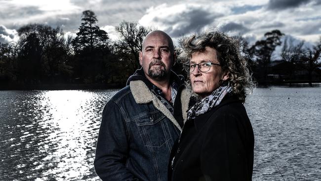 Siblings Searle and Donna Stratton in Bendigo. Picture: Julian Kingma