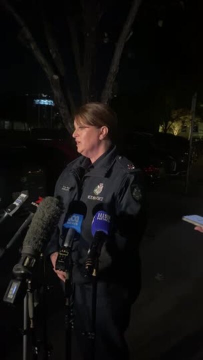 Police address fatal shooting in South Melbourne: FULL PRESS CONFERENCE