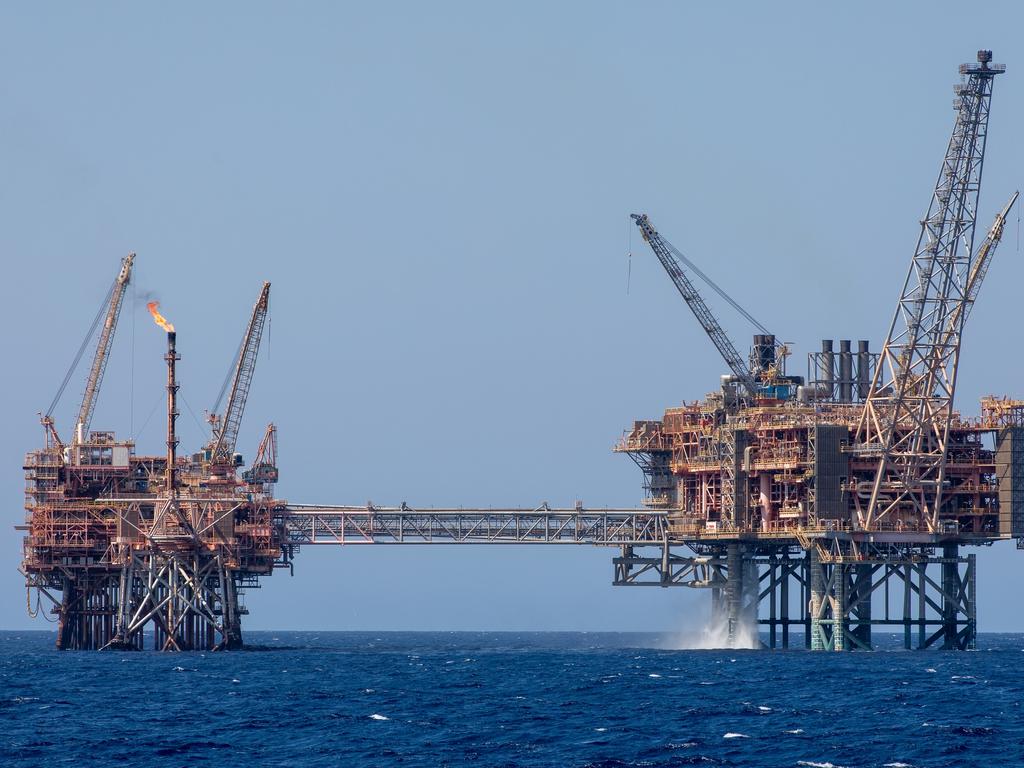 Labor in safeguard pledge on gas laws