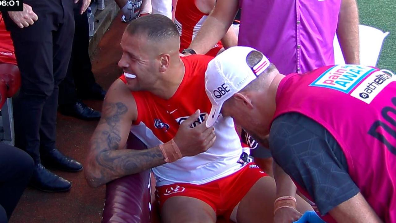 Buddy Franklin broke his finger in the Swans' win over North Melbourne.