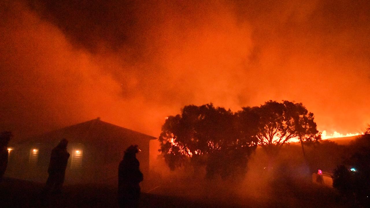 Noosa residents slam council claiming lack of controlled burns ahead of ...