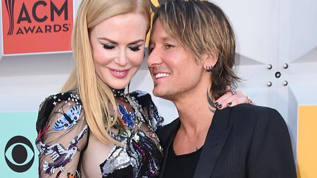 Nicole Kidman, left, and Keith Urban arrive at the 51st annual Academy of Country Music Awards at the MGM Grand Garden Arena on Sunday, April 3, 2016, in Las Vegas. (Photo by Jordan Strauss/Invision/AP)