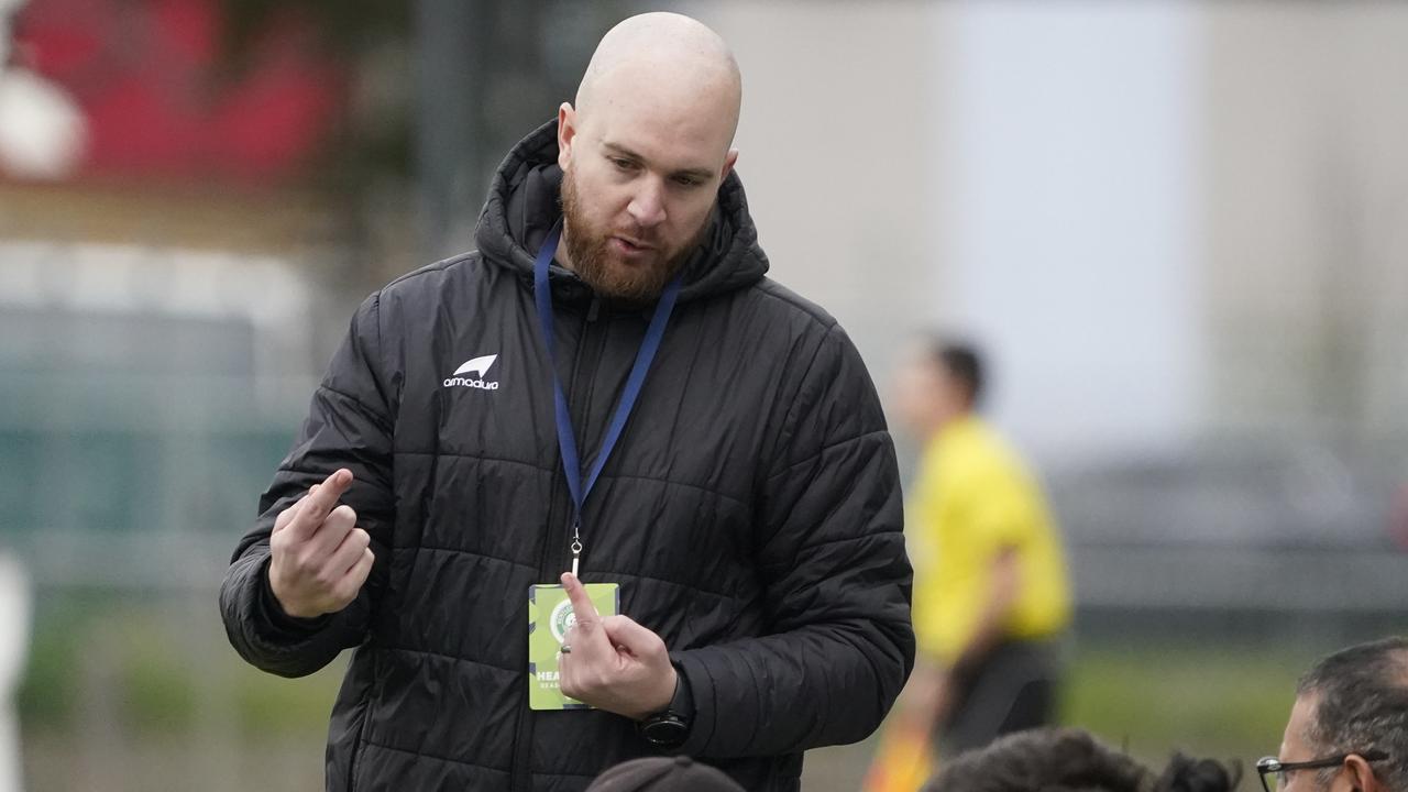 Hume City makes shock coaching call