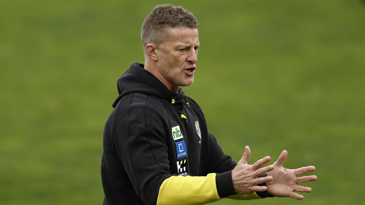 MELBOURNE, AUSTRALIA - AUGUST 18: Richmond senior coach, Damien Hardwick looks on during a Richmond Tigers AFL training session at Punt Road Oval on August 18, 2022 in Melbourne, Australia. (Photo by Darrian Traynor/Getty Images)