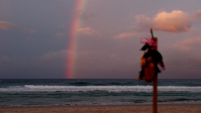 A memorial on the beach for the champion snowboarder. (Photo by Chris Hyde/Getty Images)