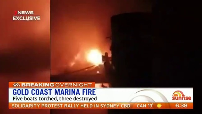 Fire at Hope Harbour Marina in Hope Island